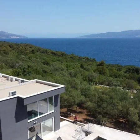 Tata Guest house Ravni